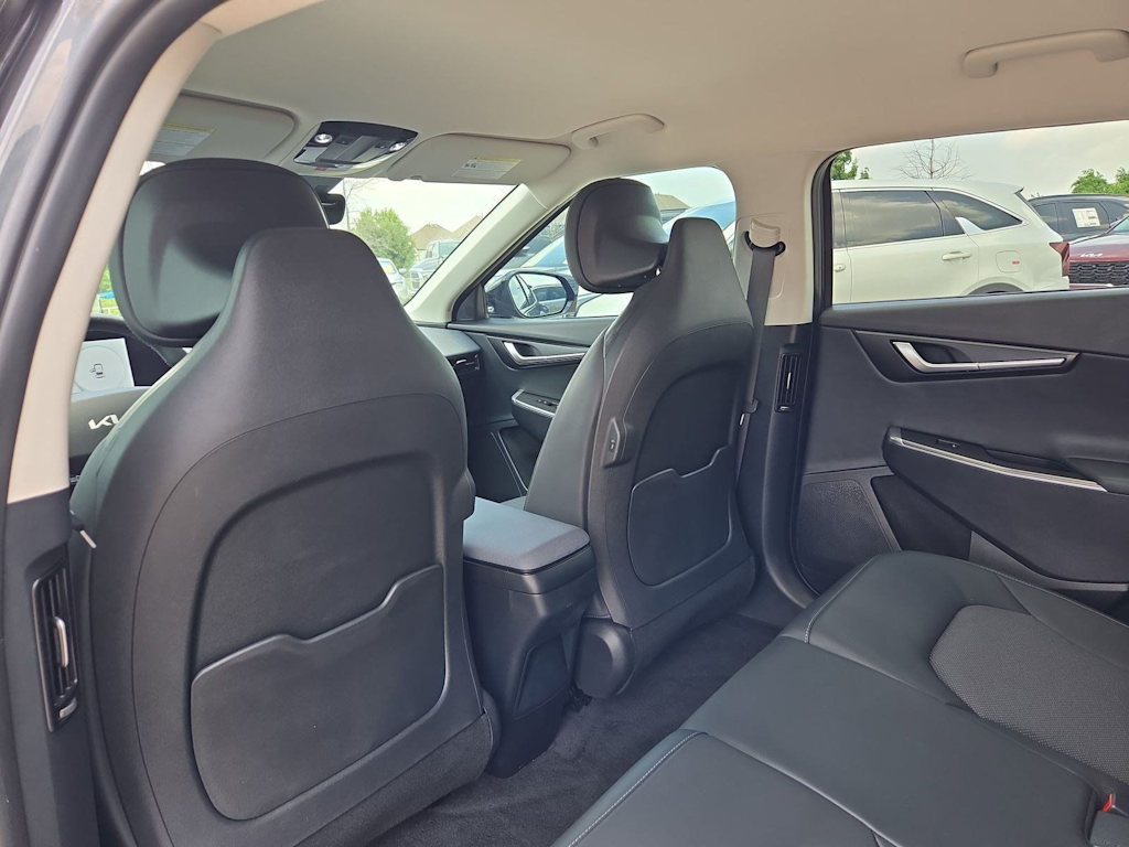 Thumbnail: 2024 Kia EV6 - 26