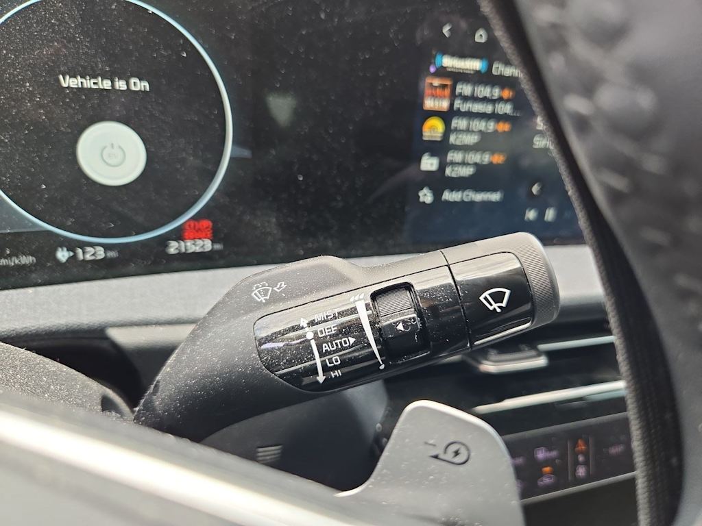 Thumbnail: 2023 Kia EV6 - 26