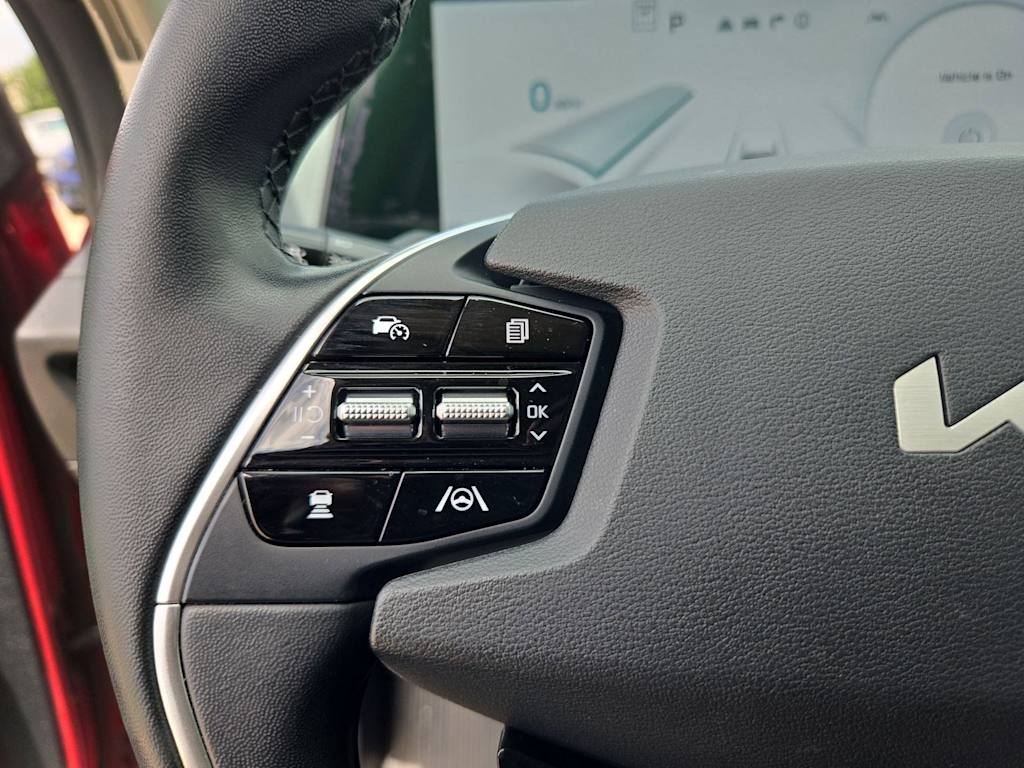 Thumbnail: 2024 Kia EV6 - 23