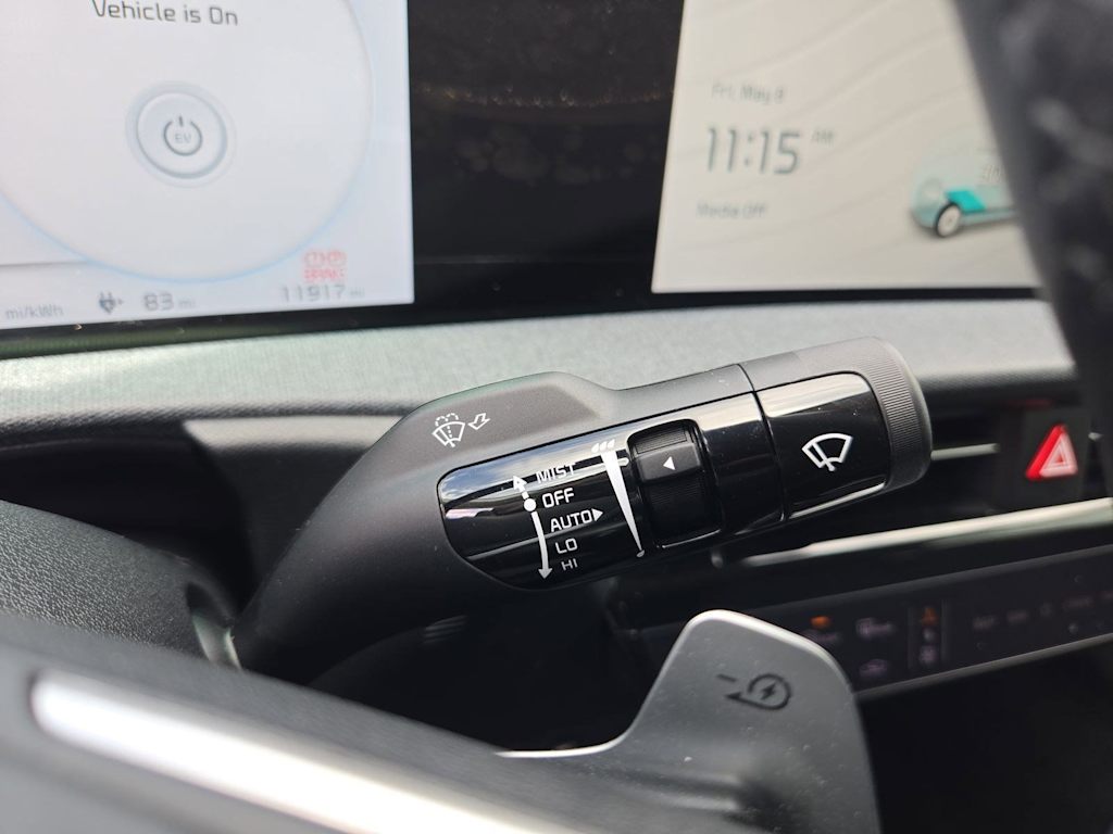 Thumbnail: 2024 Kia EV6 - 25
