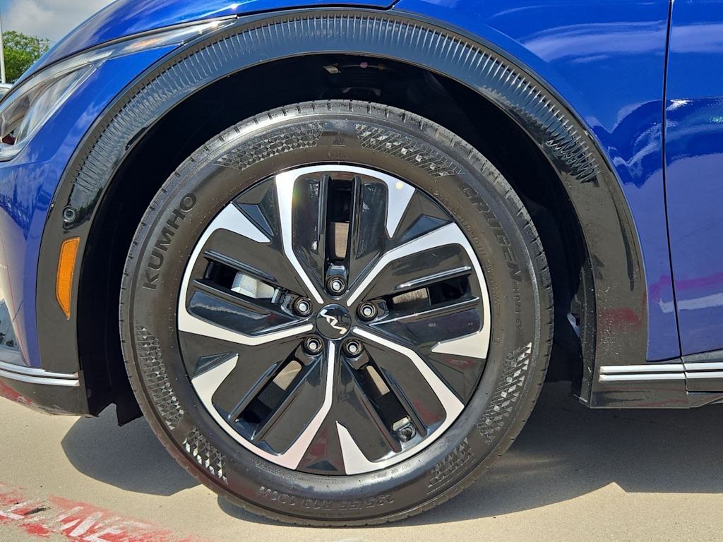 Thumbnail: 2023 Kia EV6 - 7