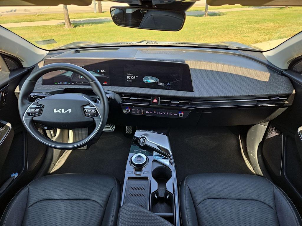 Thumbnail: 2022 Kia EV6 - 9