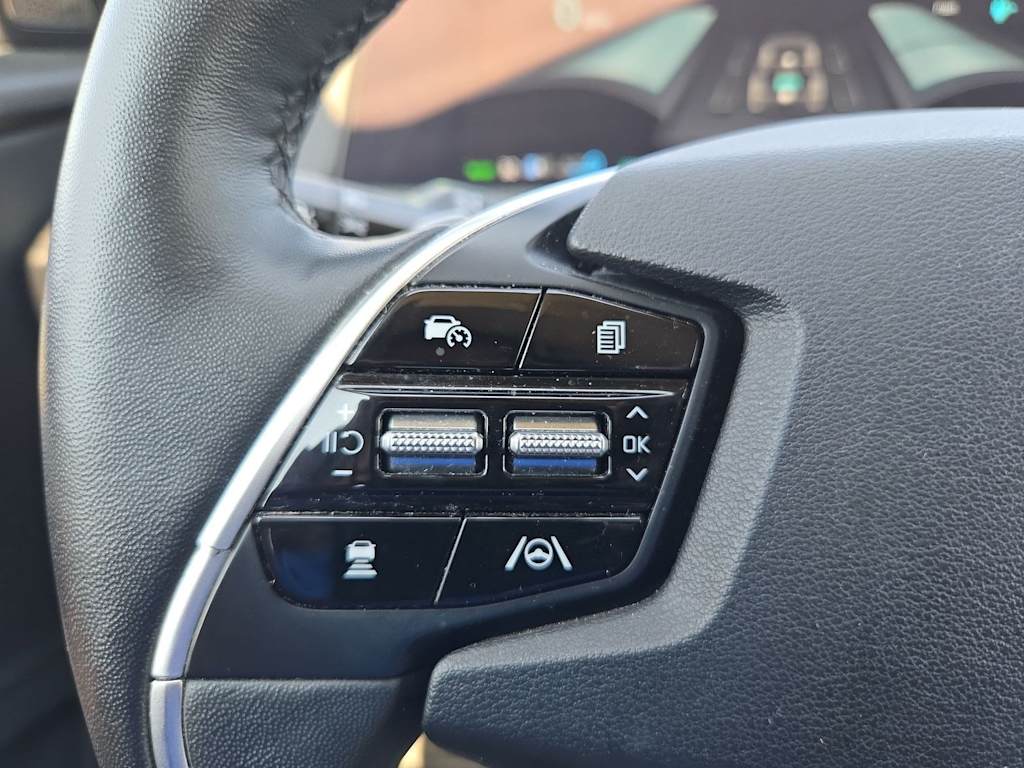 Thumbnail: 2022 Kia EV6 - 27