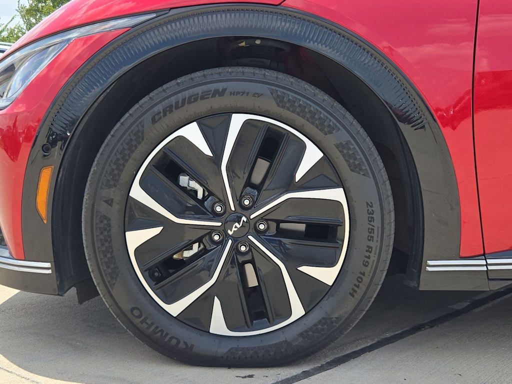 Thumbnail: 2023 Kia EV6 - 8