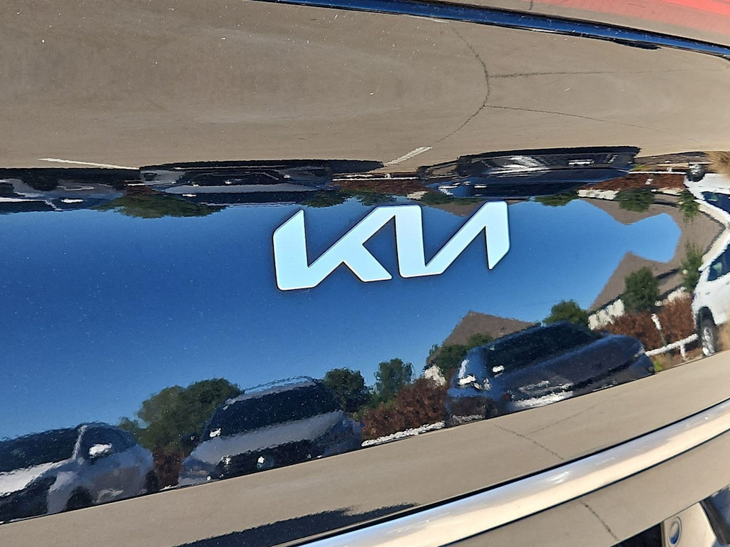 Thumbnail: 2023 Kia EV6 - 6