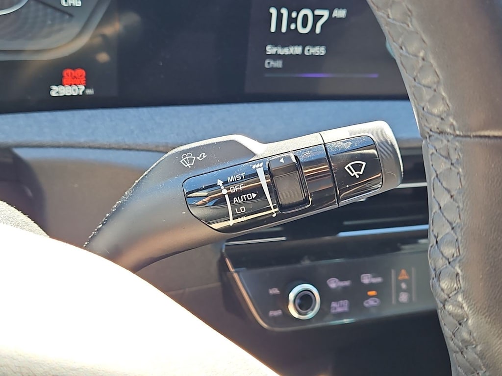Thumbnail: 2023 Kia EV6 - 30