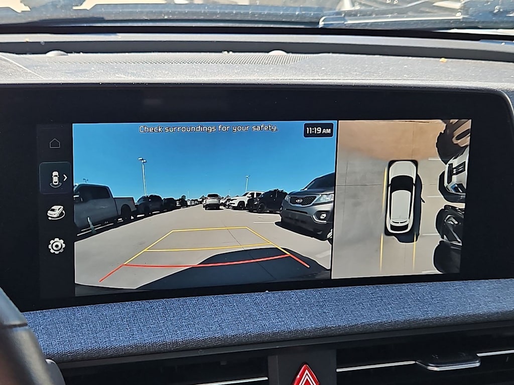 Thumbnail: 2023 Kia EV6 - 32