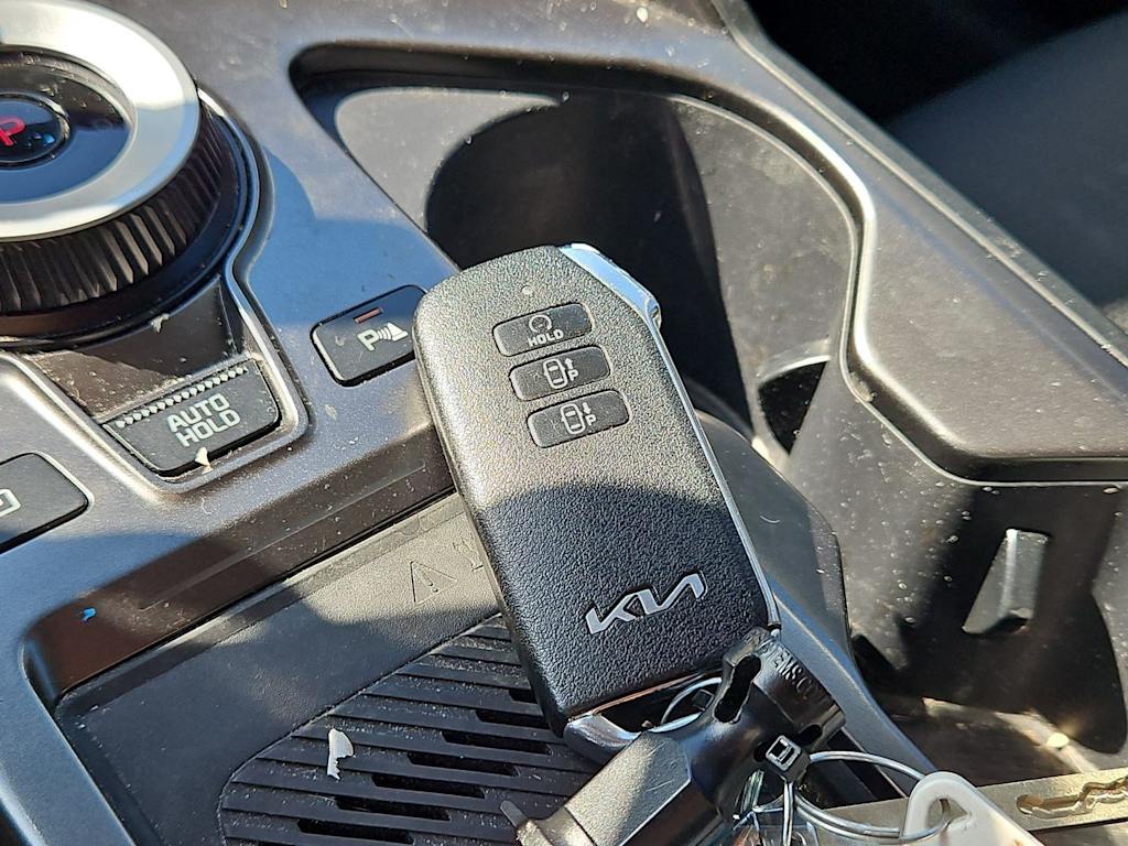 Thumbnail: 2023 Kia EV6 - 35