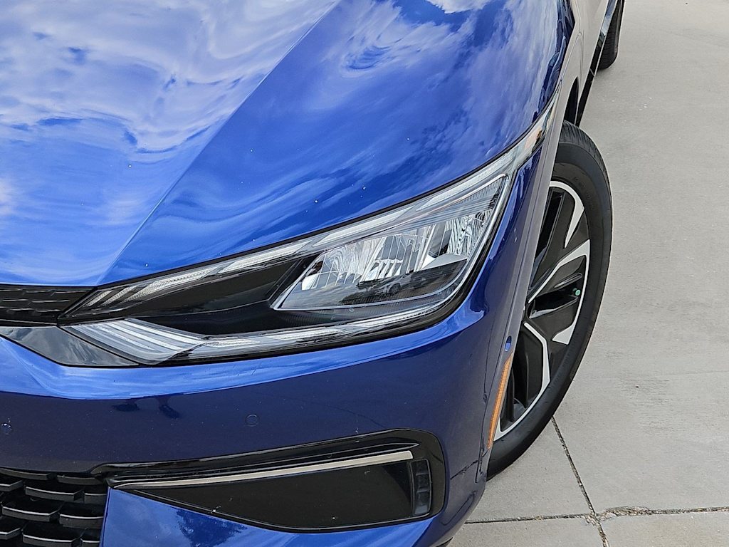 Thumbnail: 2023 Kia EV6 - 22
