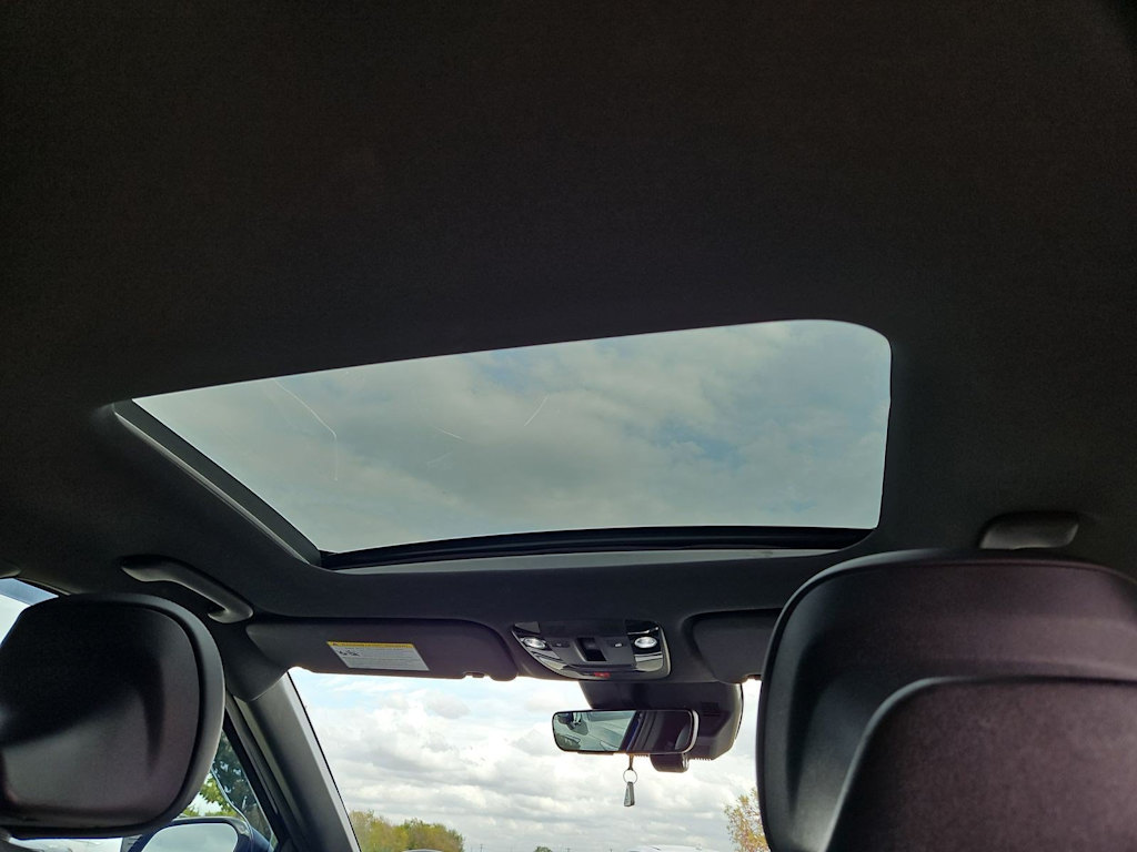 Thumbnail: 2023 Kia EV6 - 28