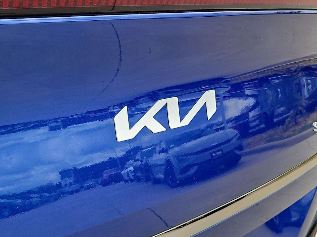 Thumbnail: 2023 Kia EV6 - 5