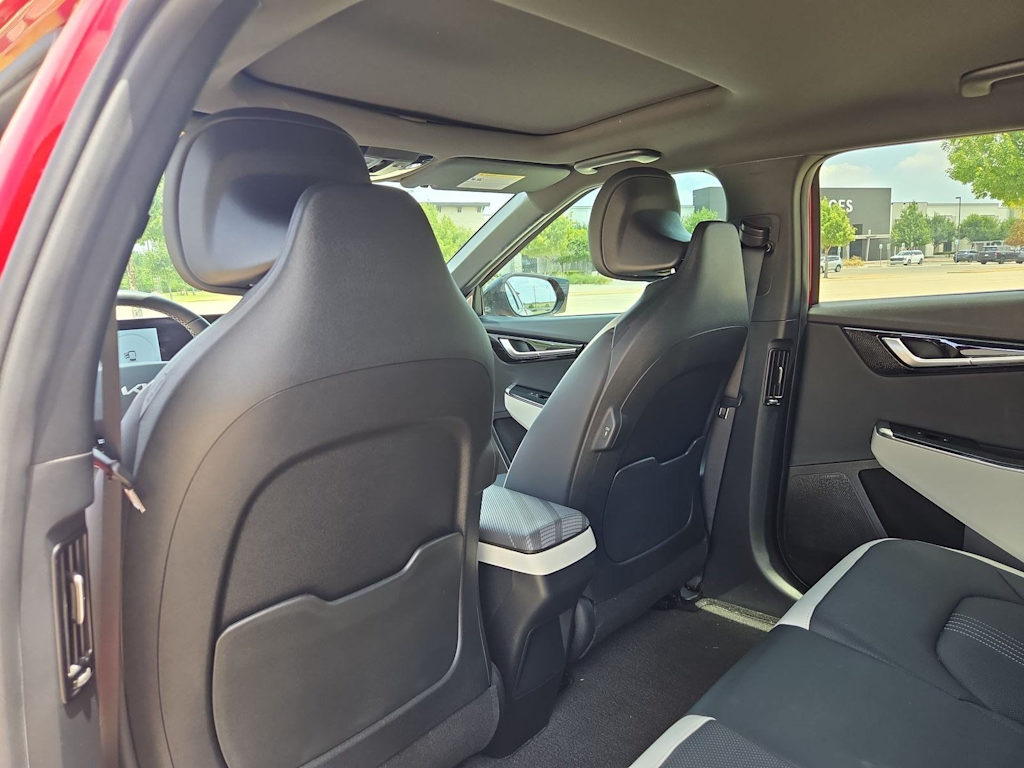 Thumbnail: 2023 Kia EV6 - 12