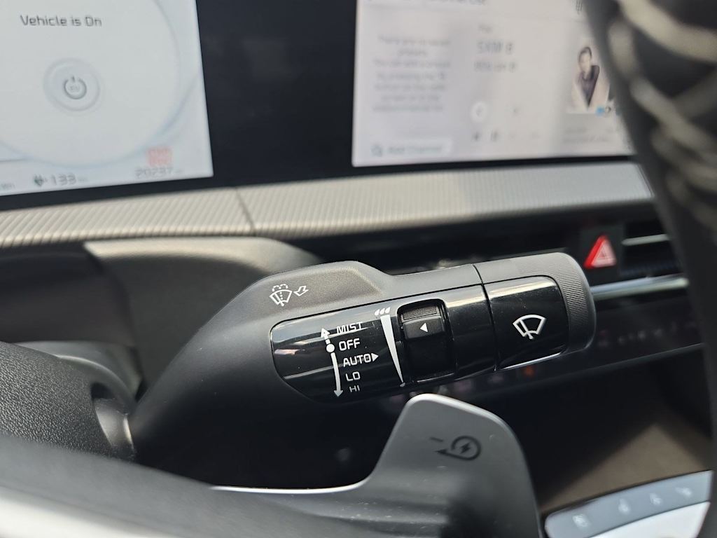 Thumbnail: 2023 Kia EV6 - 28