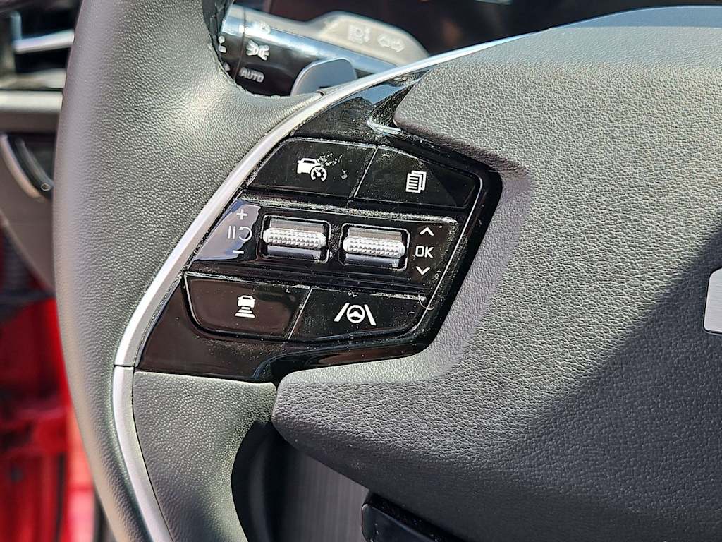 Thumbnail: 2023 Kia Niro - 22