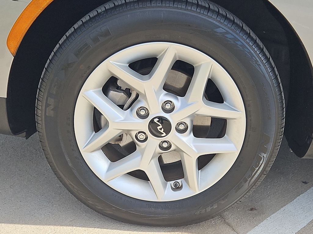 Thumbnail: 2025 Kia Soul - 8