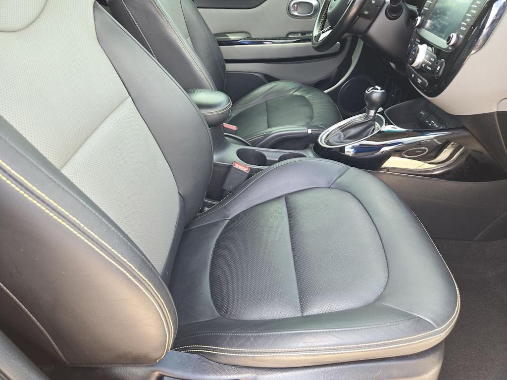 Thumbnail: 2016 Kia Soul - 11