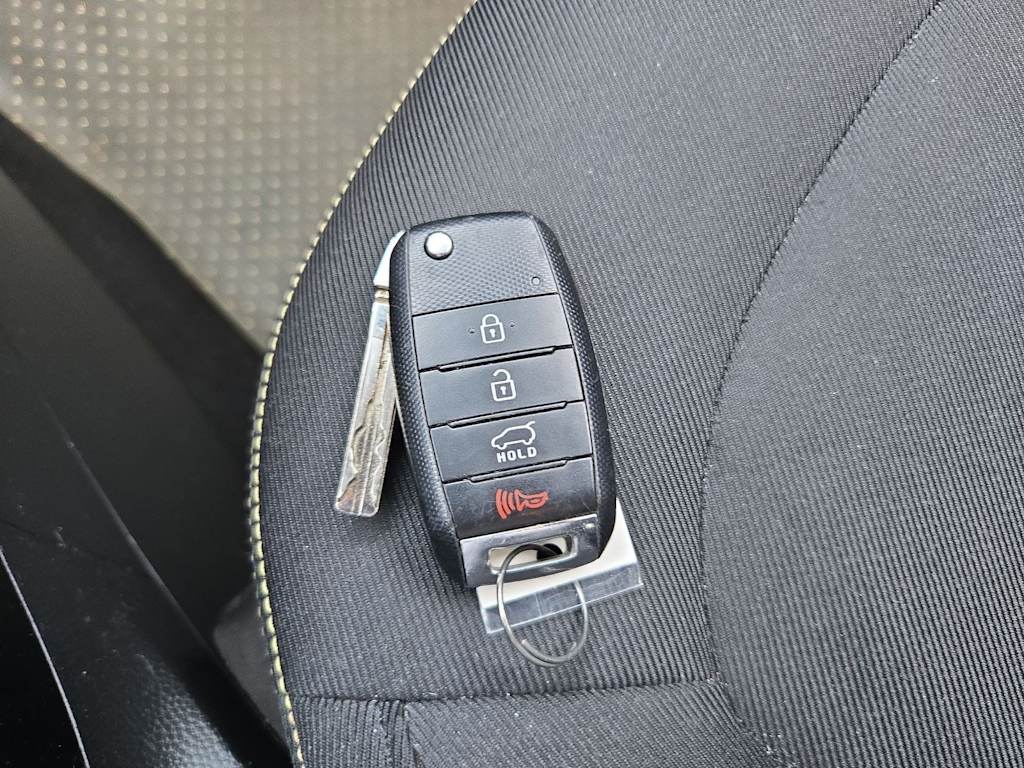 Thumbnail: 2014 Kia Soul - 18