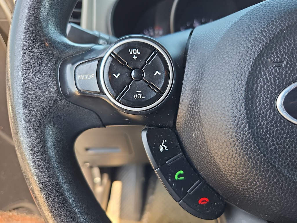 Thumbnail: 2014 Kia Soul - 27