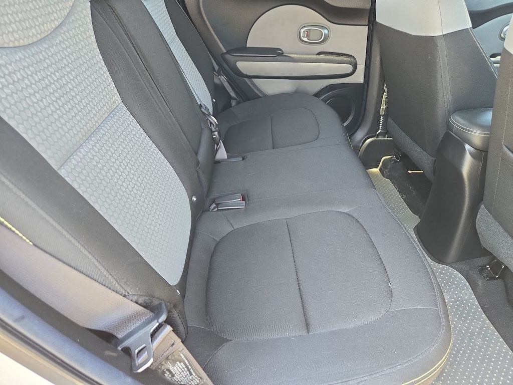 Thumbnail: 2014 Kia Soul - 11
