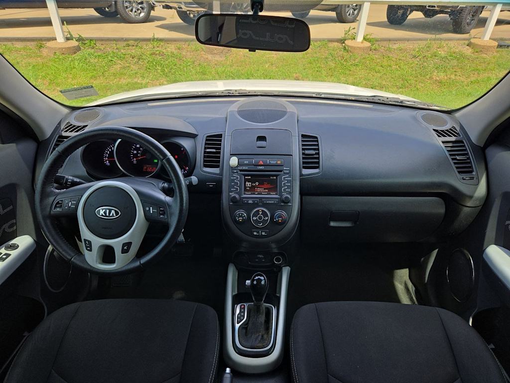 Thumbnail: 2012 Kia Soul - 8