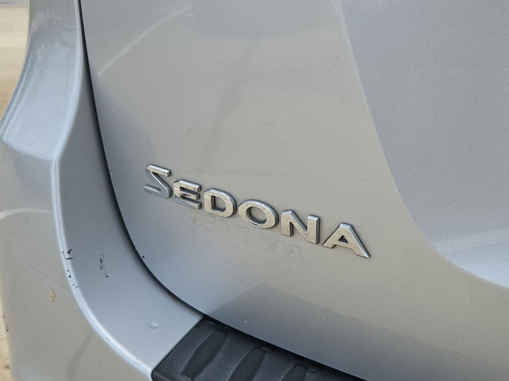 Thumbnail: 2019 Kia Sedona - 21