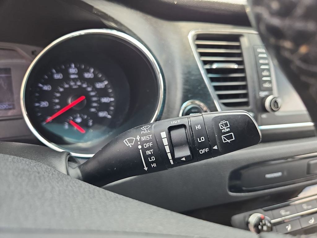 Thumbnail: 2019 Kia Sedona - 16