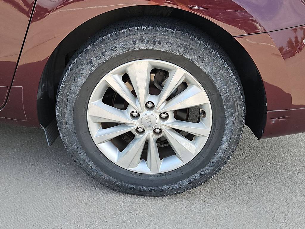 Thumbnail: 2016 Kia Sedona - 8