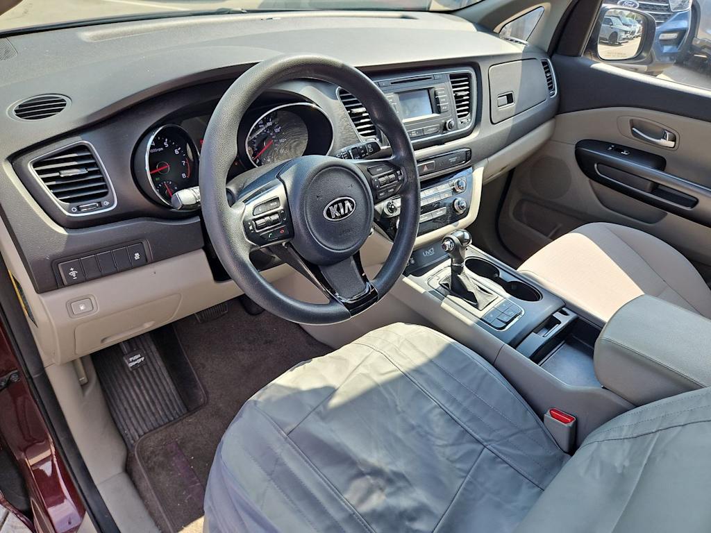 Thumbnail: 2016 Kia Sedona - 2