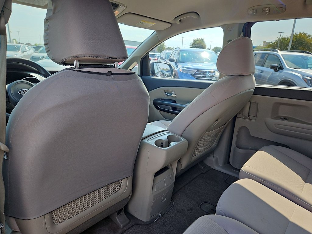Thumbnail: 2016 Kia Sedona - 12