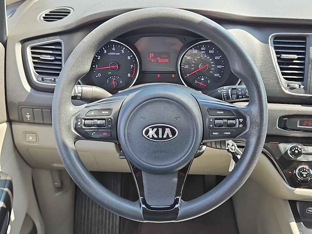 Thumbnail: 2016 Kia Sedona - 13