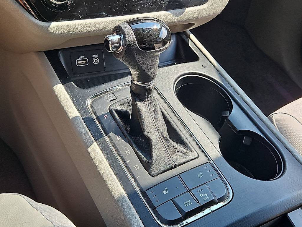 Thumbnail: 2016 Kia Sedona - 15
