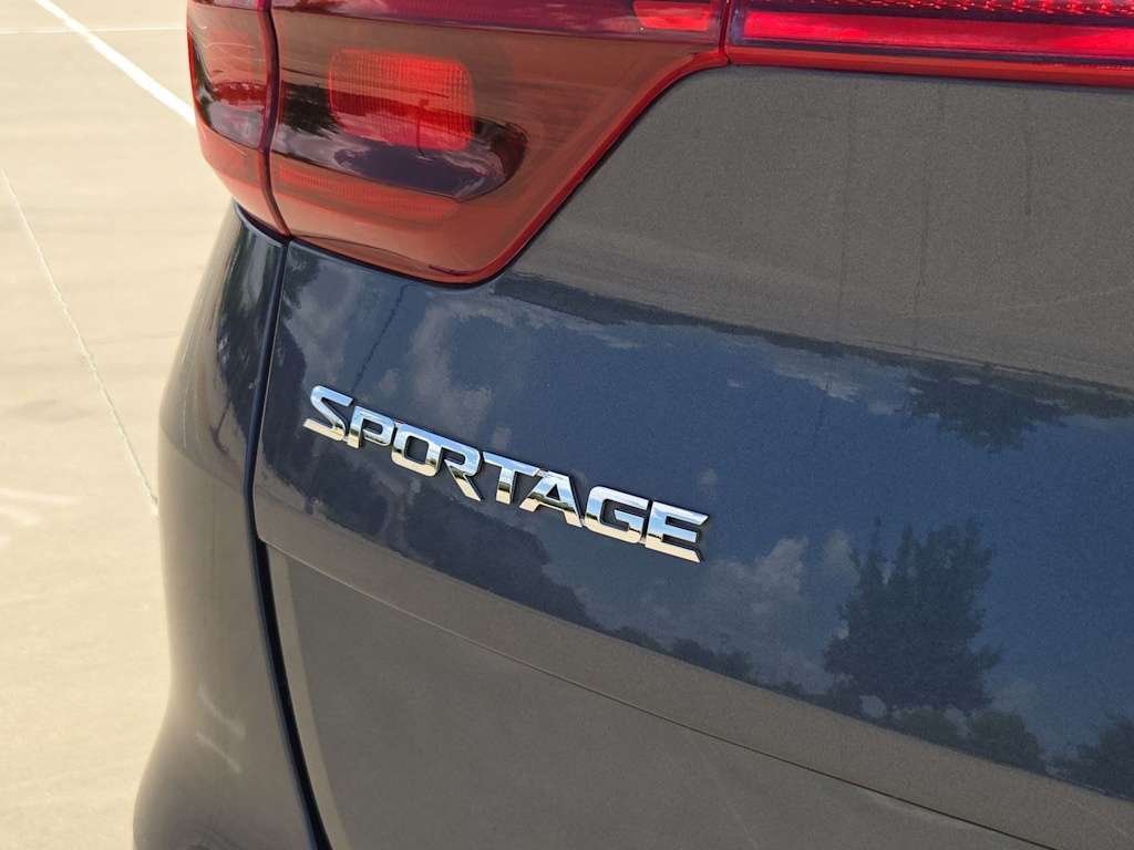 Thumbnail: 2020 Kia Sportage - 21