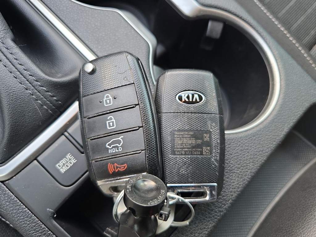 Thumbnail: 2020 Kia Sportage - 32