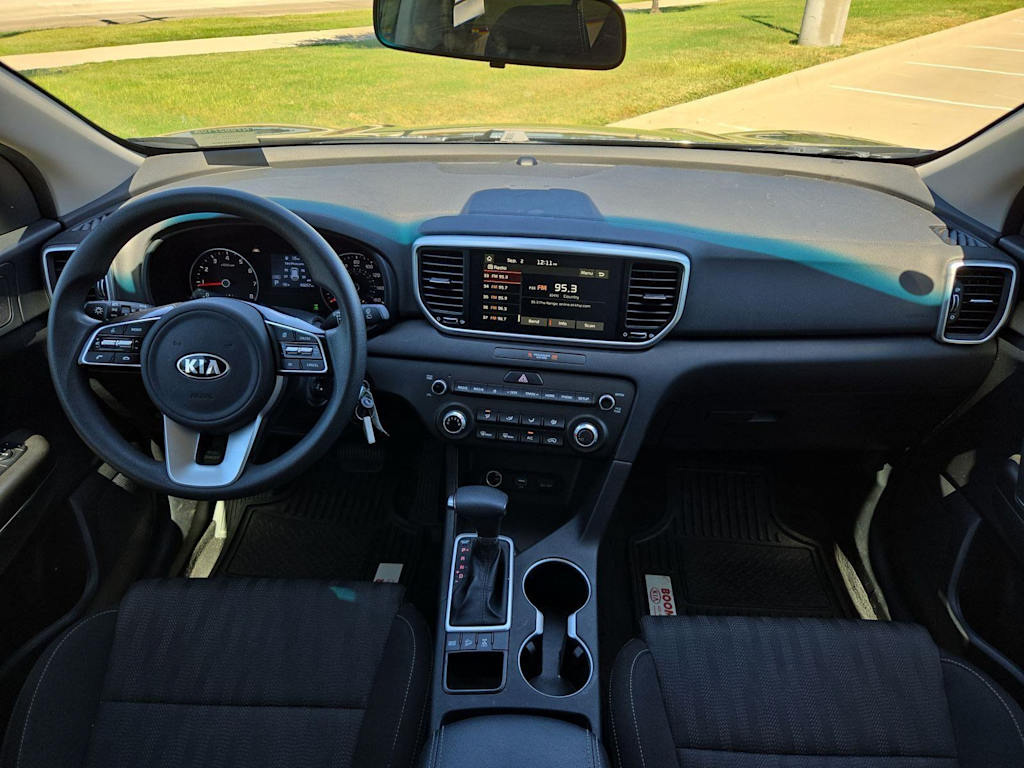 Thumbnail: 2022 Kia Sportage - 9