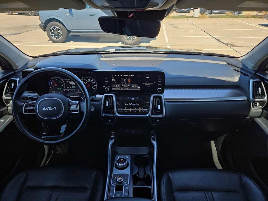 Thumbnail: 2022 Kia Sorento - 9