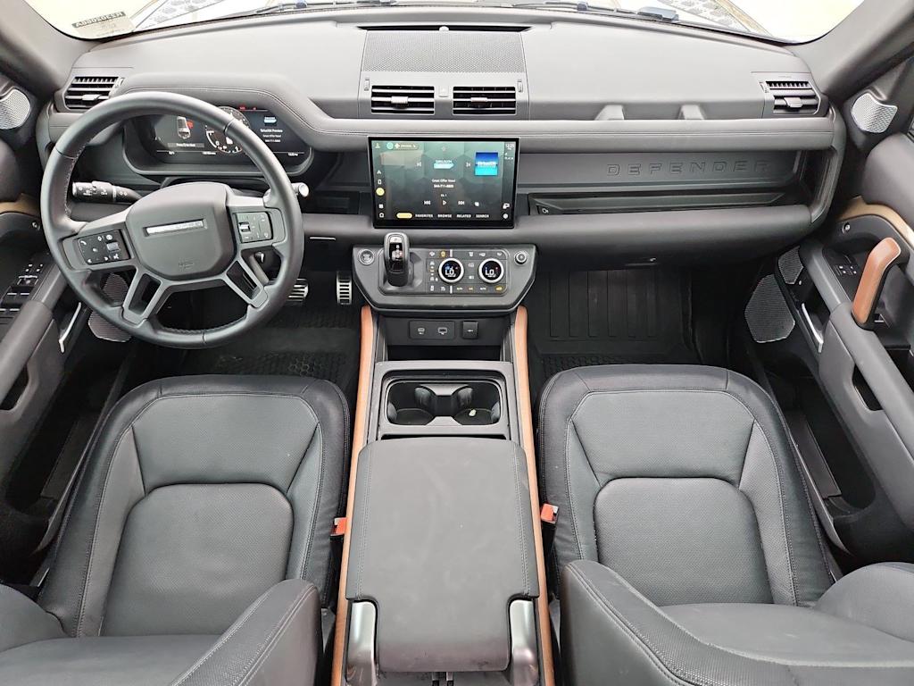 Thumbnail: 2024 Land Rover Defender - 8