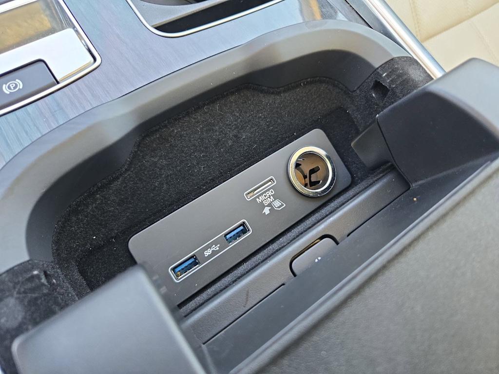 Thumbnail: 2019 Land Rover Range Rover Sport - 33