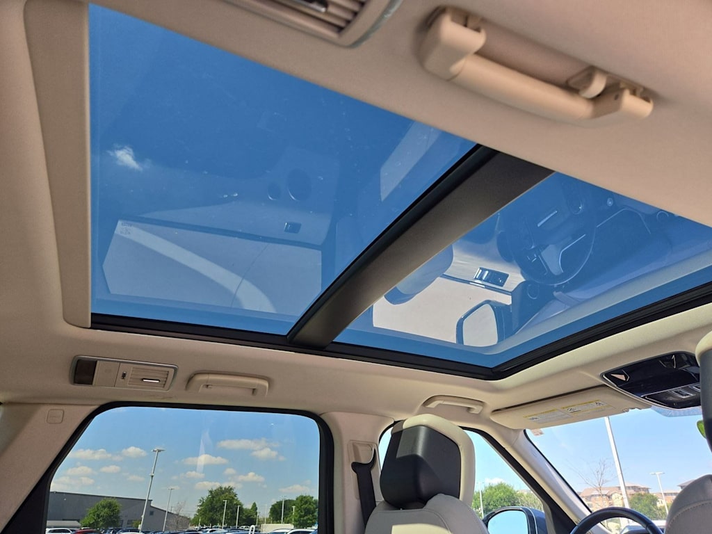 Thumbnail: 2019 Land Rover Range Rover Sport - 25