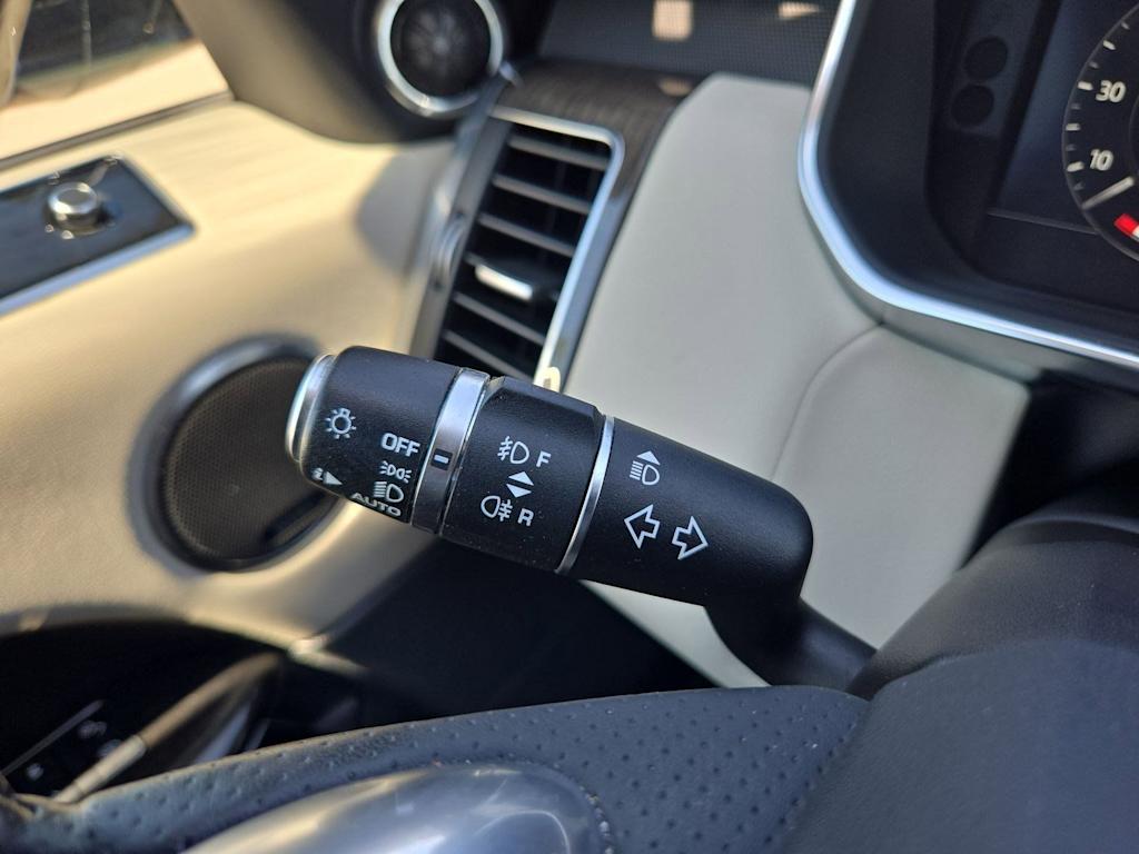 Thumbnail: 2019 Land Rover Range Rover Sport - 29