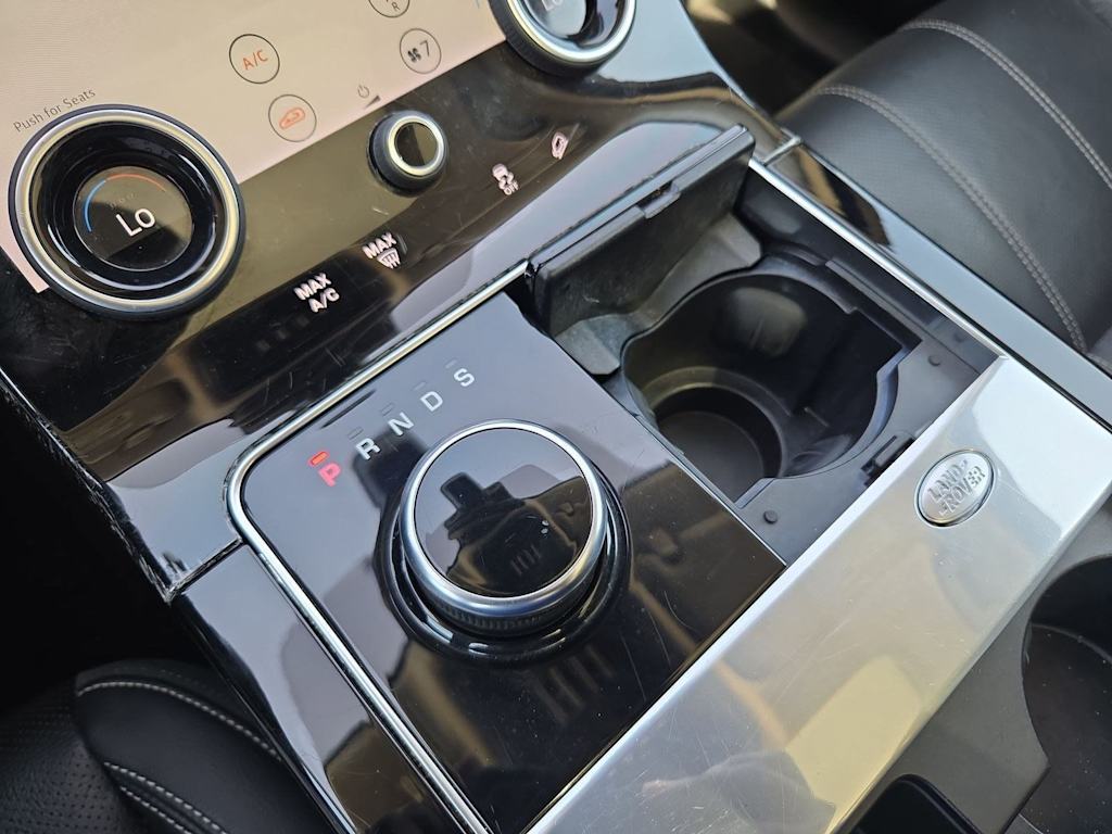 Thumbnail: 2020 Land Rover Range Rover Velar - 32
