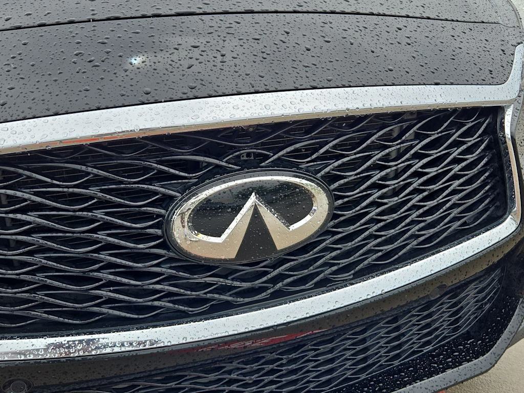 Thumbnail: 2017 INFINITI QX30 - 22