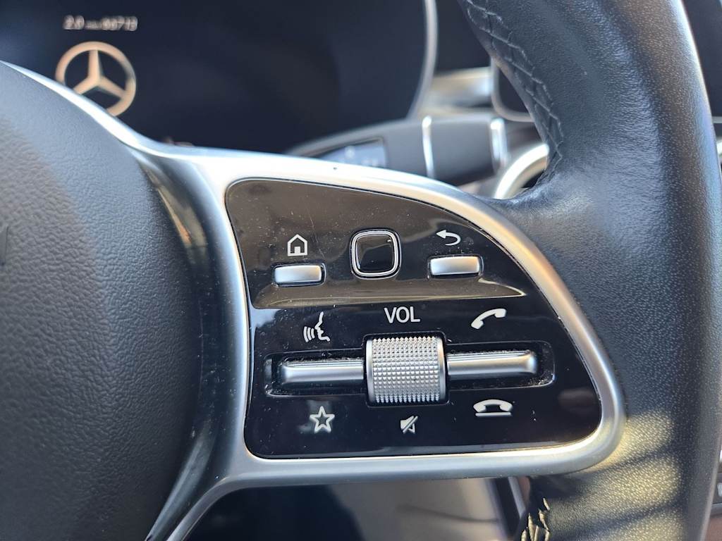 Thumbnail: 2020 Mercedes-Benz GLC - 30
