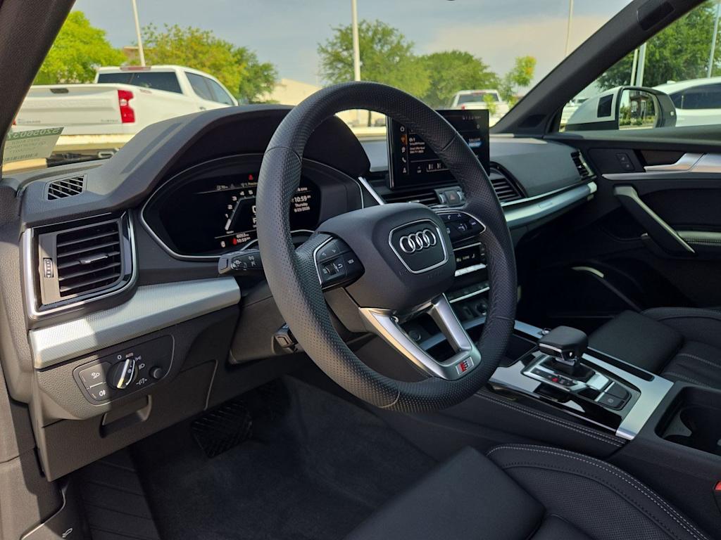 Thumbnail: 2025 Audi Q5 - 2