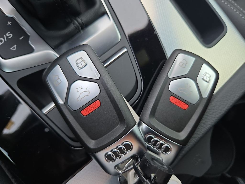 Thumbnail: 2025 Audi Q5 - 36