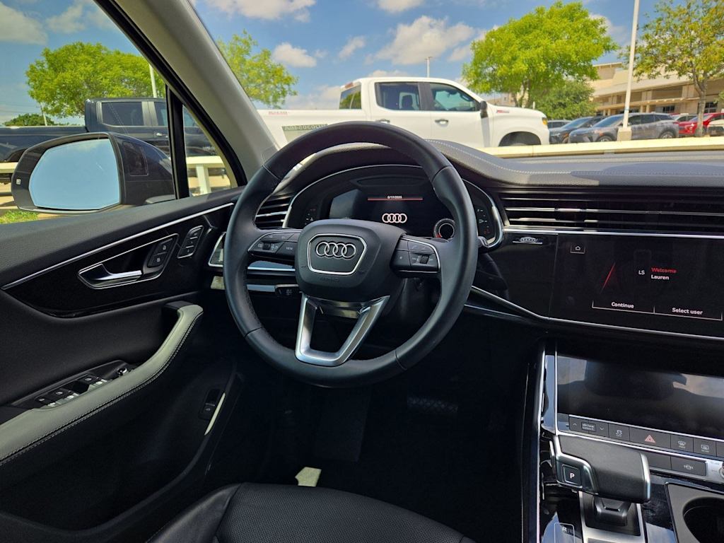 Thumbnail: 2023 Audi Q7 - 2