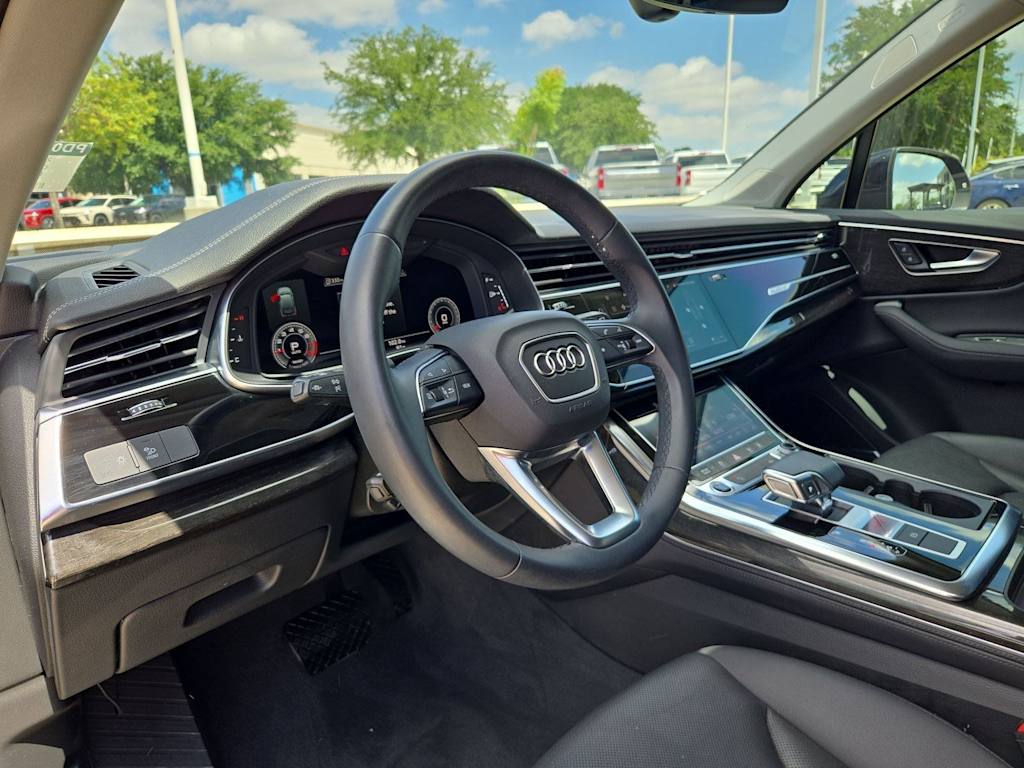 Thumbnail: 2023 Audi Q7 - 14