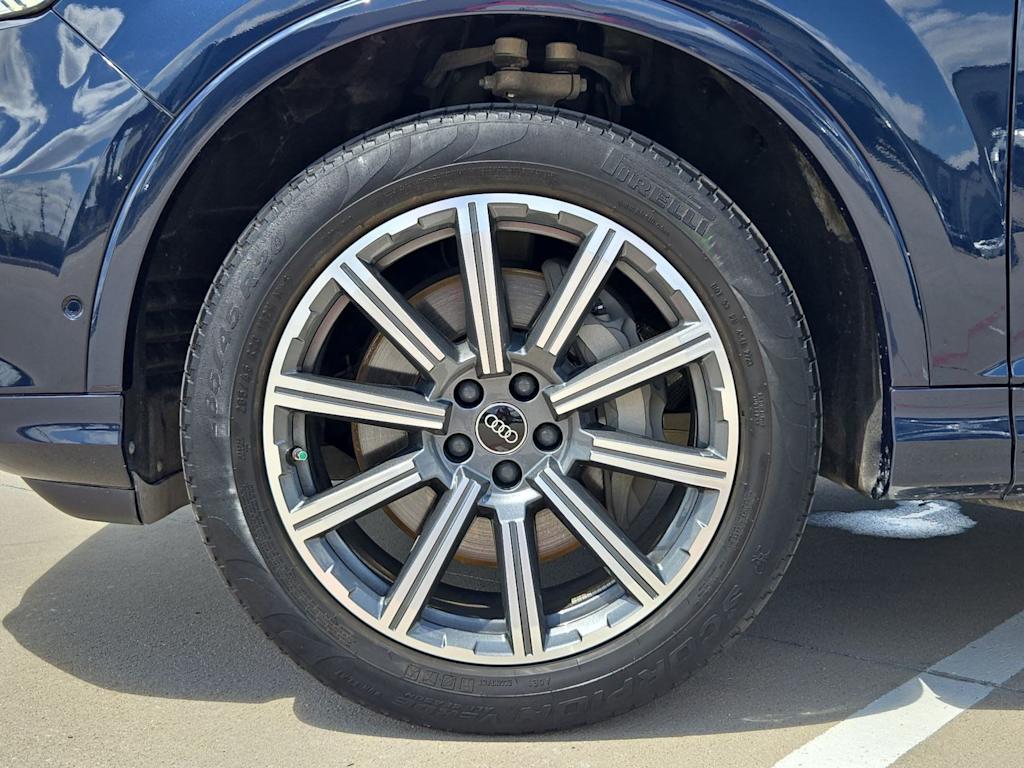 Thumbnail: 2023 Audi Q7 - 8