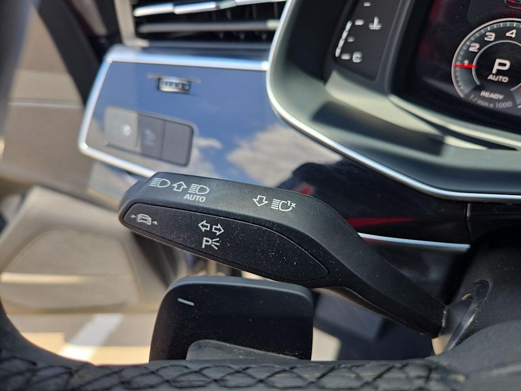 Thumbnail: 2023 Audi Q7 - 35