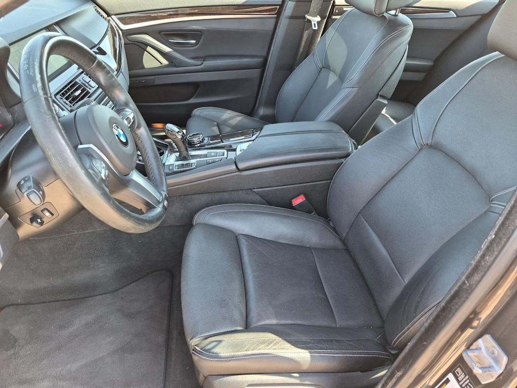 Thumbnail: 2014 BMW 5 Series - 10