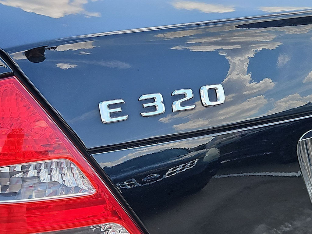 Thumbnail: 2006 Mercedes-Benz E-Class - 23